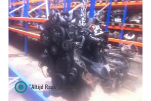 Engine from a Audi A6 Avant (C6) 2.0 TDI 16V 2005