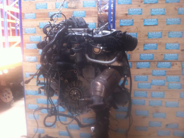 Motor van een Volkswagen Passat (3B3) 2.3 V5 20V 2000