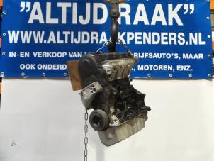 Inspektierte Motor Volkswagen Transporter T5 1.9 TDi Preis auf Anfrage angeboten von "Altijd Raak" Penders