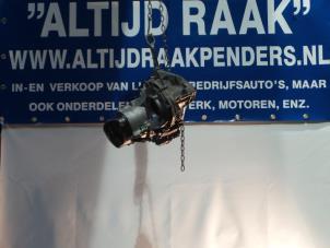 Używane Skrzynia biegów Renault Espace (JE) 2.0 16V Cena na żądanie oferowane przez "Altijd Raak" Penders