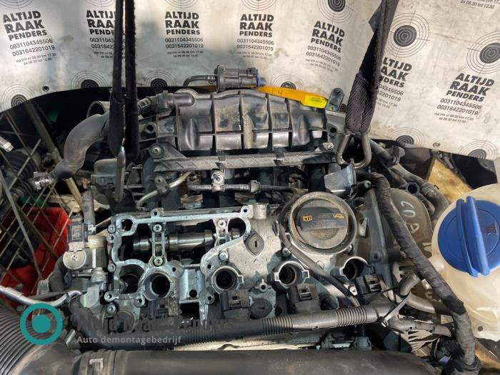 Motor van een Volkswagen Golf VI Variant (AJ5/1KA) 1.8 TFSI 16V 2010