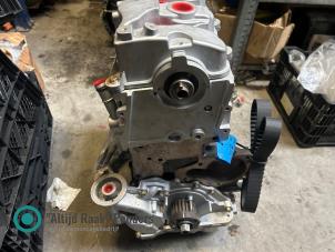 Engine from a Hyundai Santa Fe II (CM) 2.2 CRDi 16V 4x2 2006