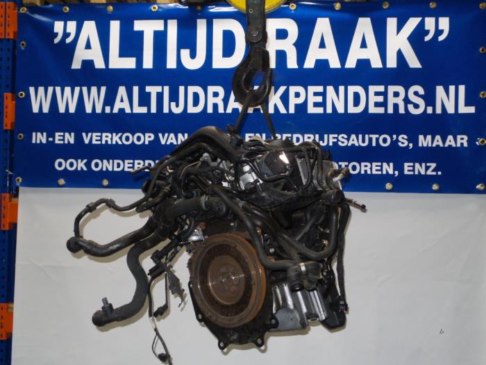 Engine from a Volkswagen Golf V Variant (1K5) 1.4 TSI 122 16V 2009
