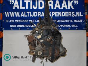 Motor van een Ford Transit 2.0 TDCi 16V Tourneo 2001