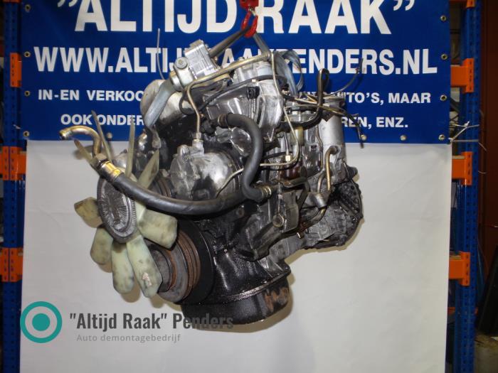 Used Engine Mercedes S (W126) 300 SD Price on request offered by "Altijd Raak" Penders