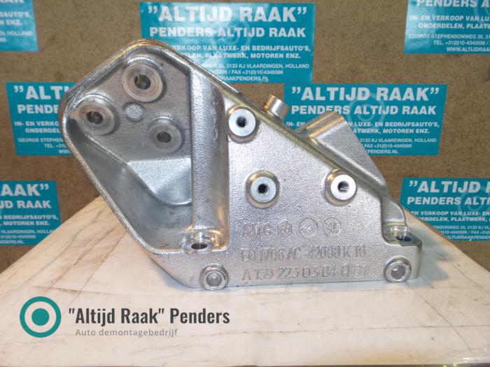 Used Engine mount Mercedes SLS-Klasse Price on request offered by "Altijd Raak" Penders