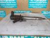 Injector (diesel) from a Volvo S60 2005