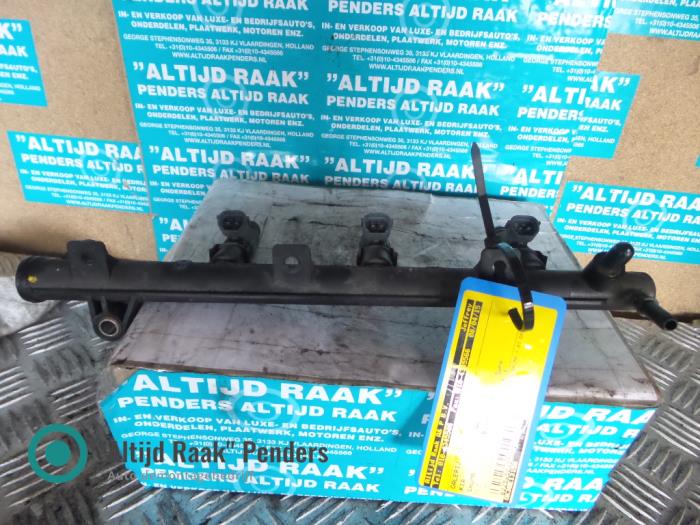 Usagé Système d'injection Kia Shuma Prix sur demande proposé par "Altijd Raak" Penders