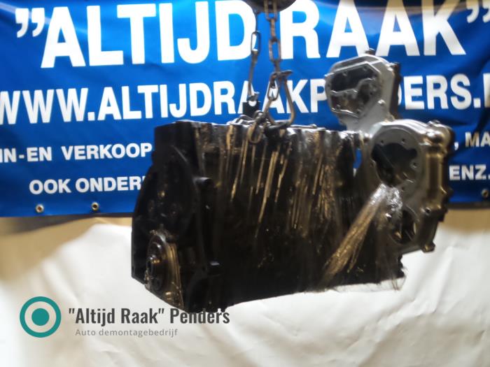 Overhauled Engine crankcase Nissan Navara Price on request offered by "Altijd Raak" Penders