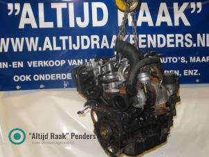 Engine from a Hyundai Santa Fe I 2.0 CRDi 16V 4x2 2007