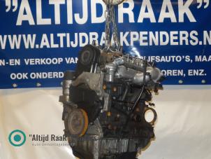 Engine from a Hyundai Santa Fe I 2.0 CRDi 16V 4x2 2007
