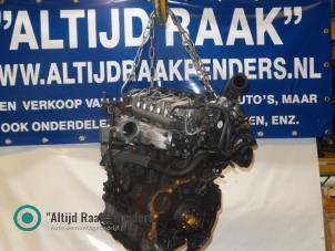 Engine from a Hyundai Santa Fe I 2.0 CRDi 16V 4x2 2007