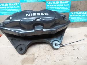 Usados Pinza de freno izquierda delante Nissan 370Z Precio de solicitud ofrecido por "Altijd Raak" Penders