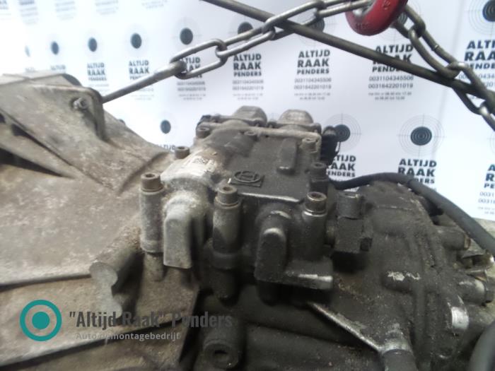 Used Iveco New Daily IV 29L14C, 29L14C/P, 29L14V, 29L14V/P Gearbox F1