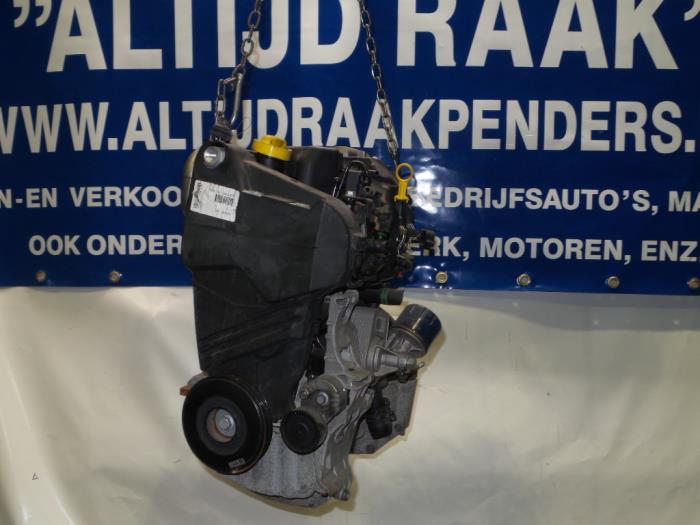 Motor van een Renault Laguna III (BT) 1.5 dCi 110 2010