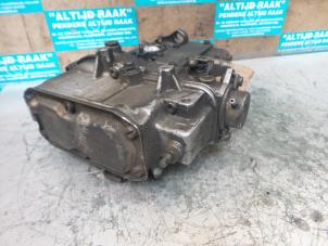 Used Mechanical fuel pump Mercedes 207 - 410 Price on request offered by "Altijd Raak" Penders