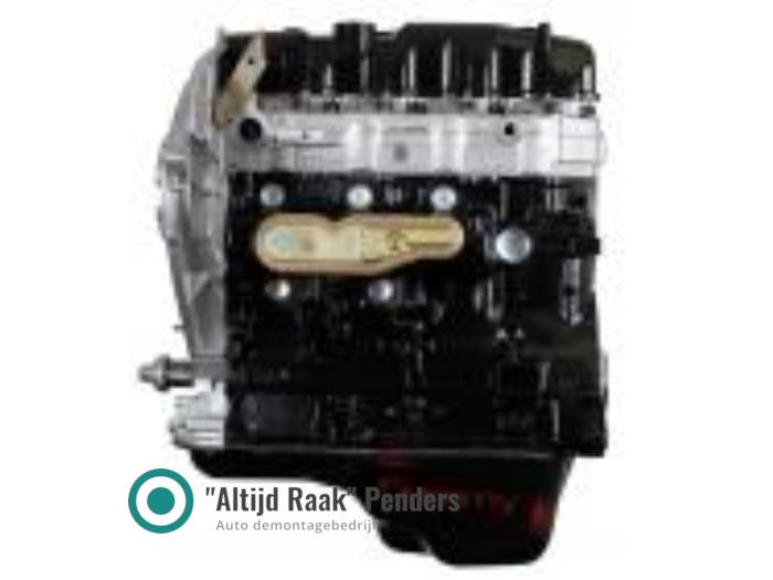 Motor van een Mitsubishi L-200 2.5 TDI 2002