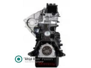 Motor van een Mitsubishi L-200 2.5 TDI 2002