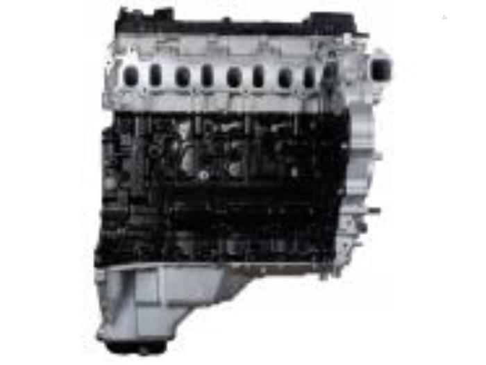 Engine from a Nissan Patrol GR (Y61) 3.0 GR Di Turbo 16V 2008