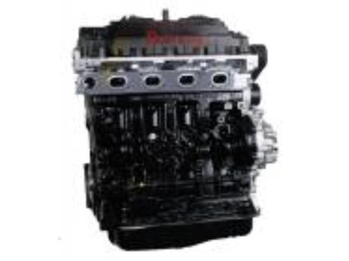 Motor van een Nissan Primastar 2.5 dCi 150 16V 2008