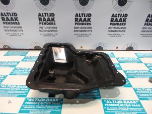 Used Sump Jaguar XF Price on request offered by "Altijd Raak" Penders