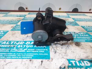 Used Stepper motor Mercedes Vito Price on request offered by "Altijd Raak" Penders
