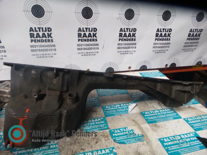 Usagé Couvercle carter BMW 3-Série Prix sur demande proposé par "Altijd Raak" Penders