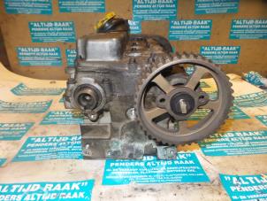 Used Cylinder head Landrover Freelander Price on request offered by "Altijd Raak" Penders