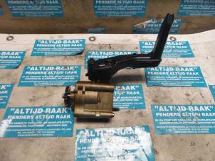 Used Oil pump Ford S-Max Price on request offered by "Altijd Raak" Penders