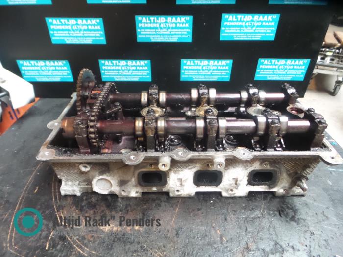Usagé Culasse Chrysler 300 M Prix sur demande proposé par "Altijd Raak" Penders
