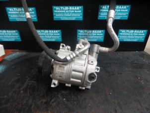 Used Air conditioning pump Mercedes C-Klasse Price on request offered by "Altijd Raak" Penders