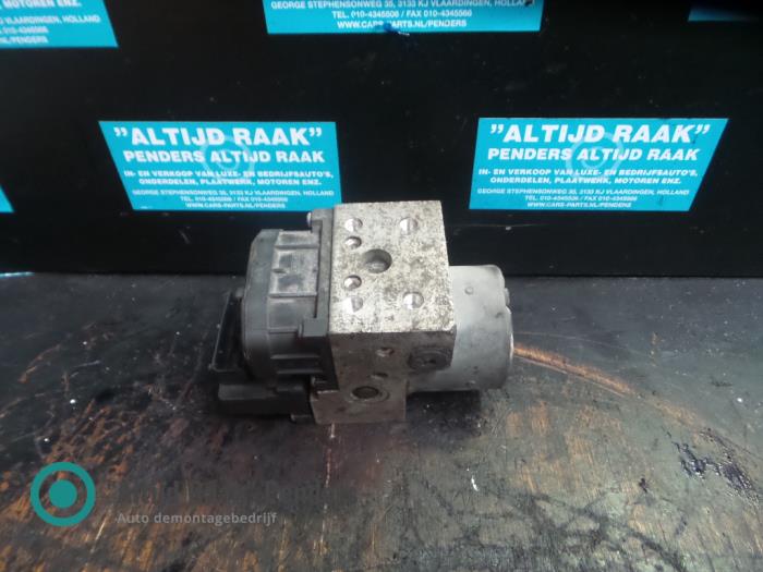 Used ABS pump Toyota Avensis (T22) 1.6 16V Price on request offered by "Altijd Raak" Penders