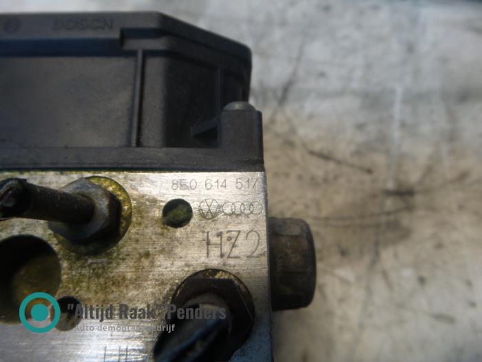 Begagnade ABS-pump Audi A4 (B6) 2.5 TDI 24V Pris på förfrågan erbjuds av "Altijd Raak" Penders
