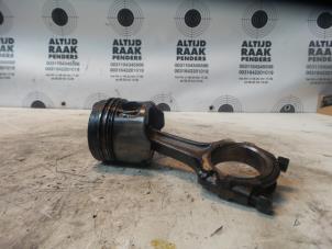 Used Connecting rod Nissan Patrol Price on request offered by "Altijd Raak" Penders