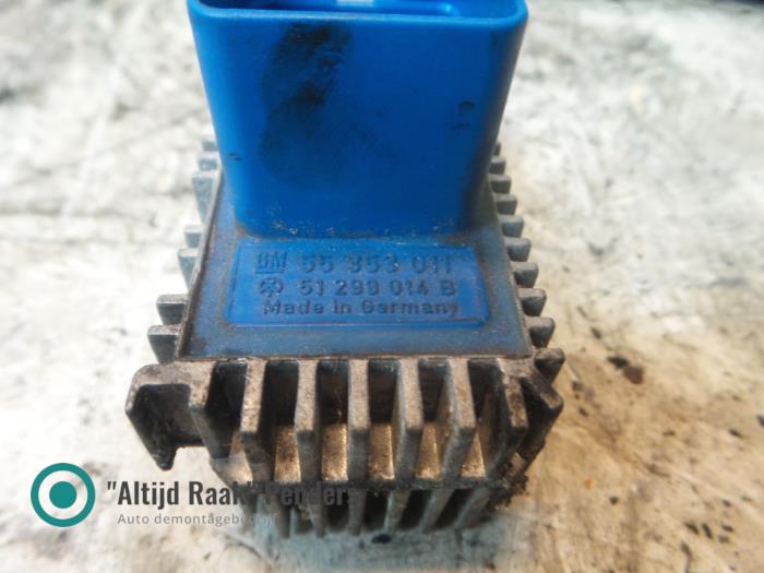 Glow plug relay Opel Astra 55353011 "Altijd Raak" Penders
