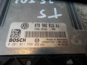 Used Engine management computer Volkswagen Transporter T5 2.5 TDi Price on request offered by "Altijd Raak" Penders
