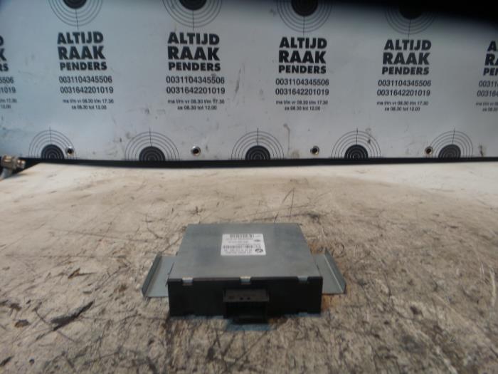 Module (miscellaneous) from a BMW 1 serie (E81) 116i 1.6 16V 2007
