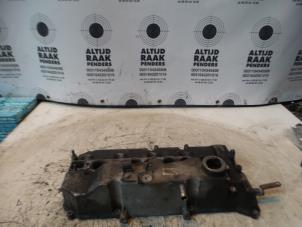 Used Rocker cover Mitsubishi L200 Price on request offered by "Altijd Raak" Penders