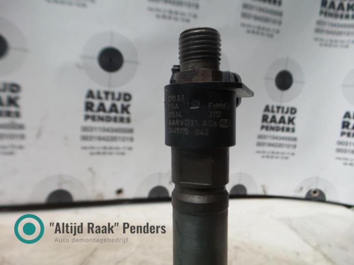 Usagé Injecteurs Peugeot 807 Prix sur demande proposé par "Altijd Raak" Penders