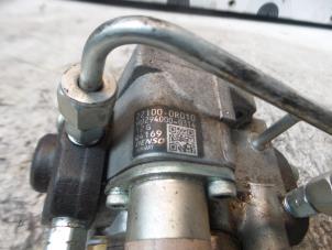 Used Mechanical fuel pump Toyota Avensis Price on request offered by "Altijd Raak" Penders