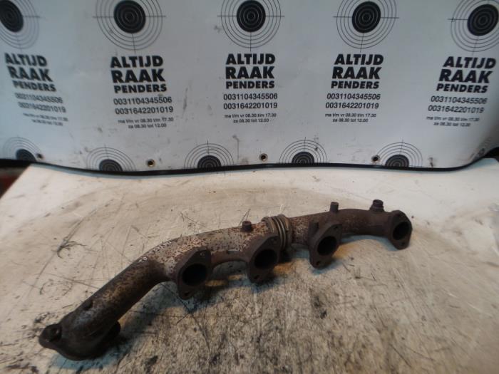 Exhaust manifold from a Mercedes 260SE-600SEL 1984