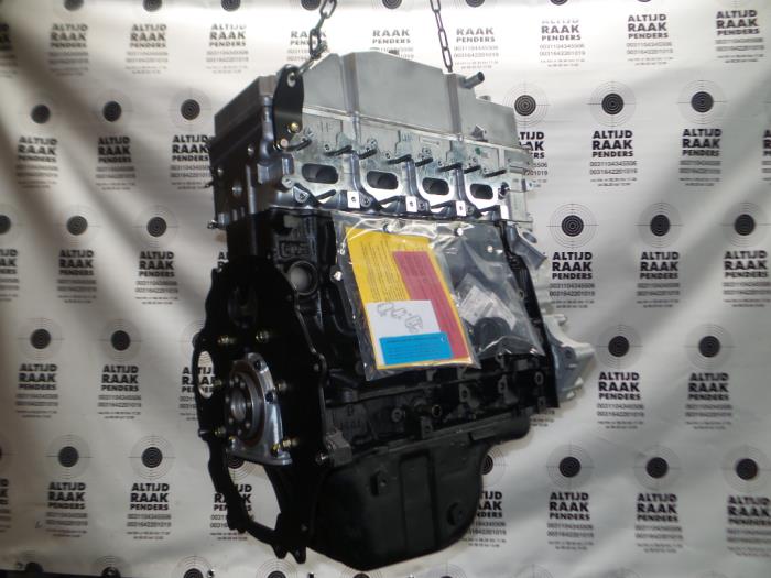 Motor van een Mitsubishi Pajero Hardtop (V6/7) 3.2 DI-D 16V Van 2014