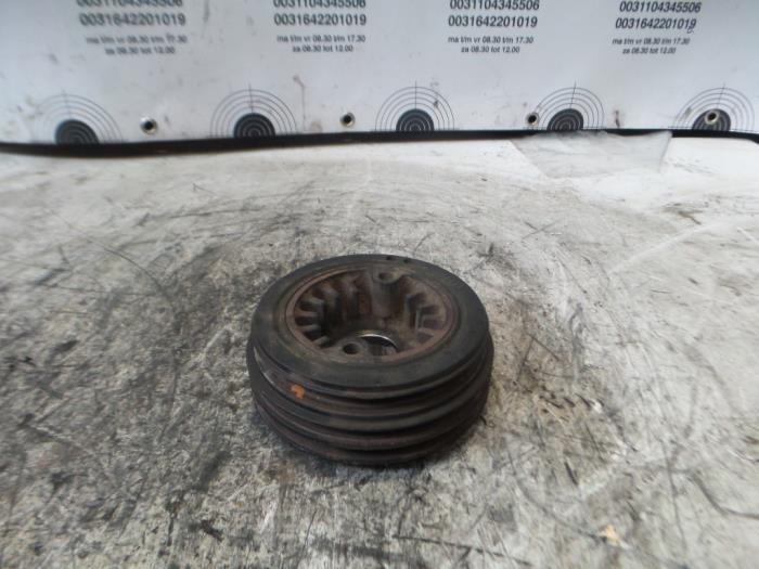 Crankshaft pulley from a Mitsubishi Pajero 2014