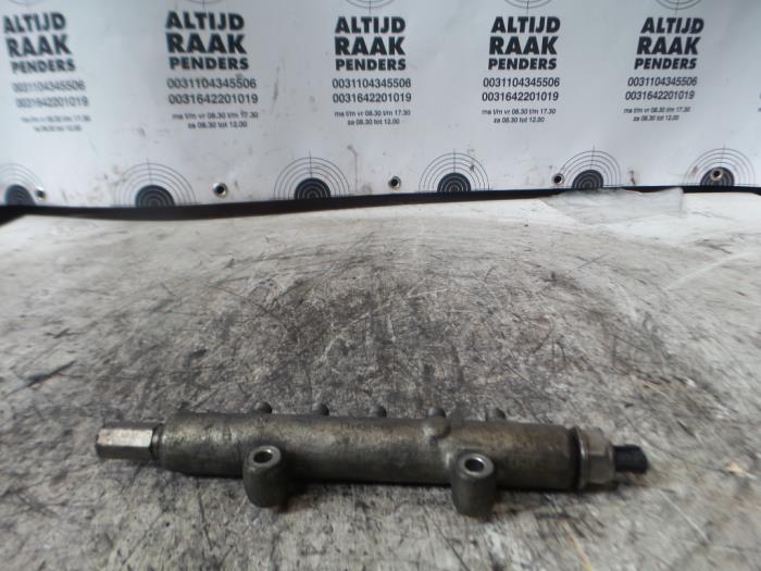 Fuel injector nozzle from a Mitsubishi Pajero 2014