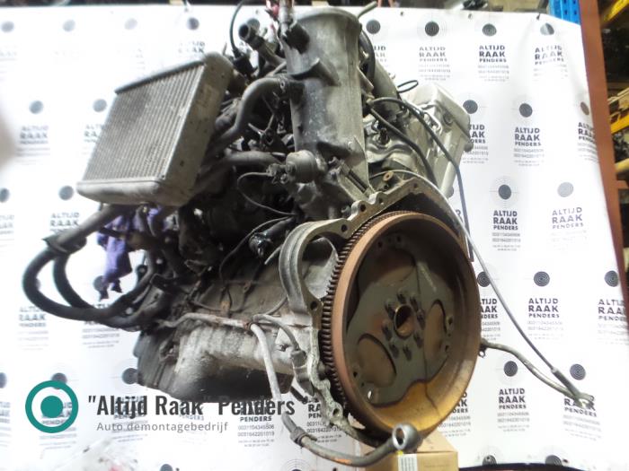Used Engine Mercedes 200 - 500 Price on request offered by "Altijd Raak" Penders