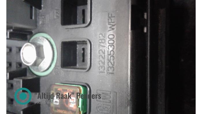 used chevrolet orlando (yym yyw) 2 0 d 16v fuse box 13222782 2005 Cobalt Fuse Box fuse box from a chevrolet orlando (used)