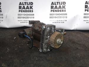 Usados Bomba de gasolina mecánica Landrover Range Rover Precio de solicitud ofrecido por "Altijd Raak" Penders