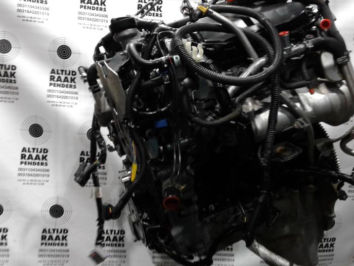 Engine from a Nissan Navara (D40) 3.0 dCi V6 24V DPF 4x4 2011