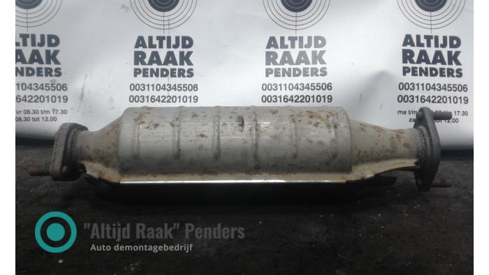 Używane Katalizator Kia Carens Cena na żądanie oferowane przez "Altijd Raak" Penders