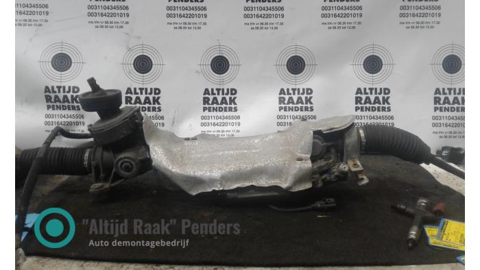 Begagnade Styrbox Volkswagen Touran Pris på förfrågan erbjuds av "Altijd Raak" Penders